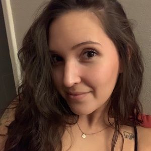 Meet your Posher, Kaitlyn